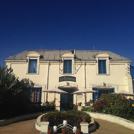 Hotel Le Trianon アンツィラベ エクステリア 写真